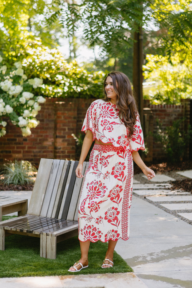 red-floral-skirt-1_640x_crop_center.jpg
